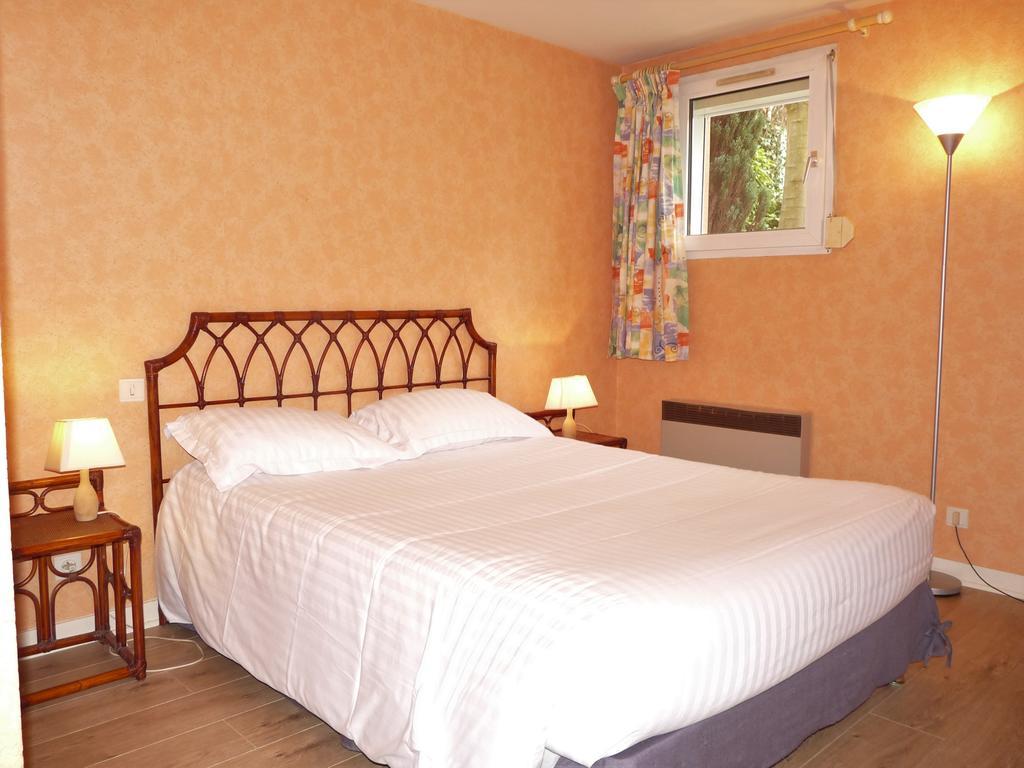 Ariane Hotel Joué-lés-Tours Buitenkant foto