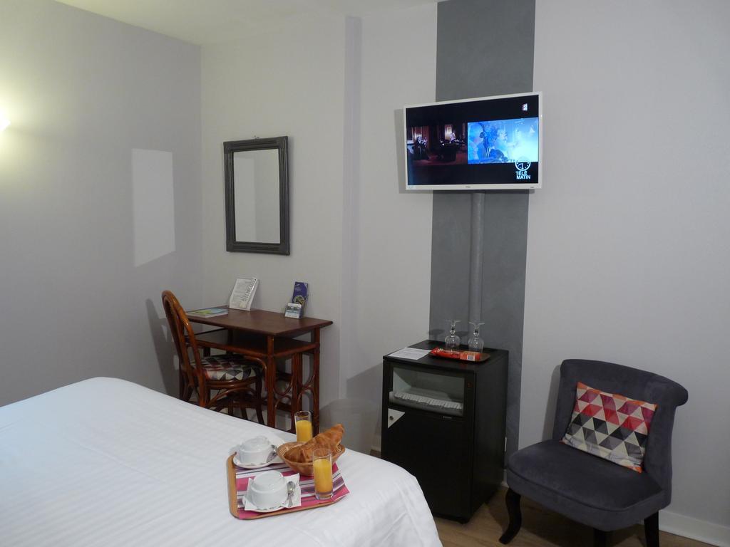 Ariane Hotel Joué-lés-Tours Buitenkant foto