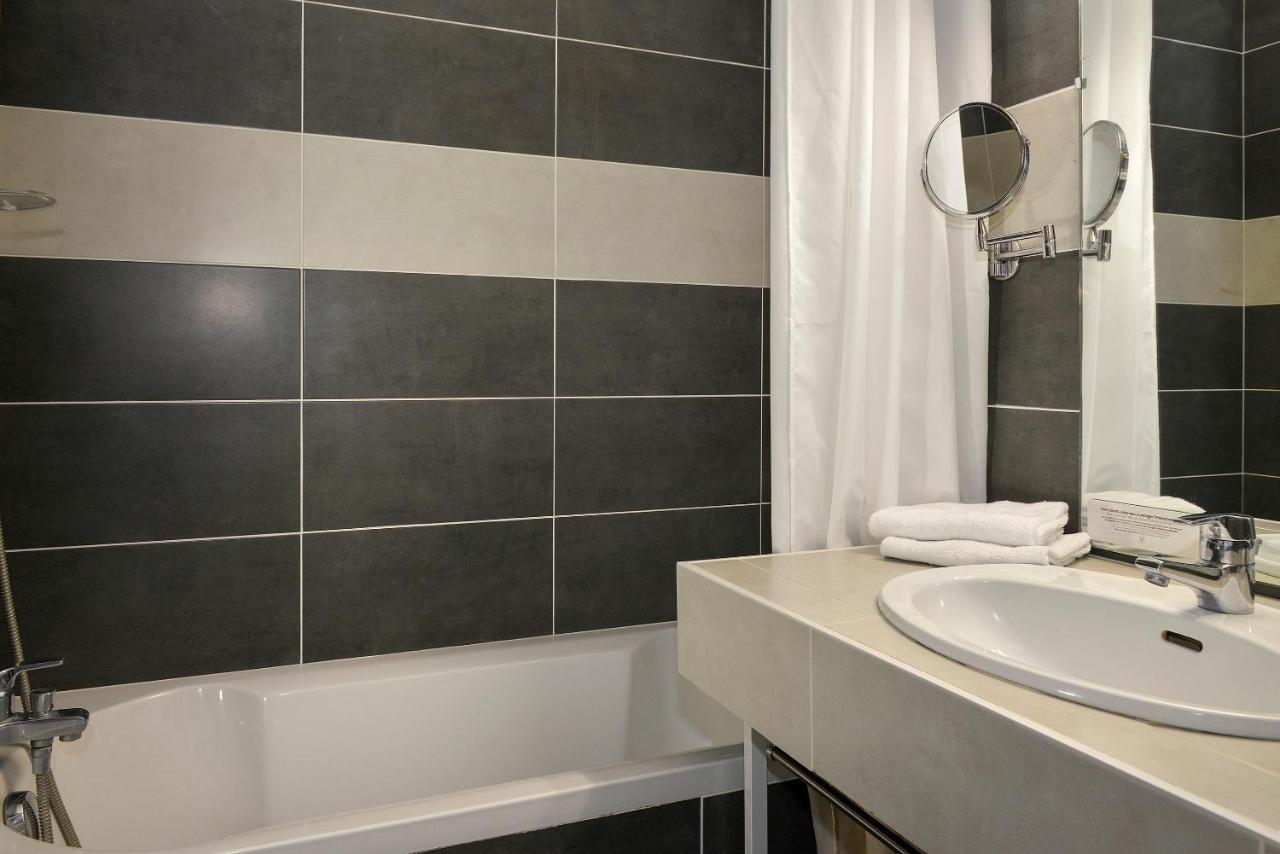 Ariane Hotel Joué-lés-Tours Buitenkant foto